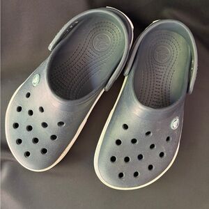 Womens crocs, great shape!